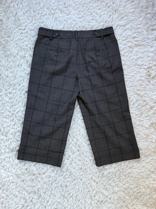 Express Capris - Picture 3 of 5
